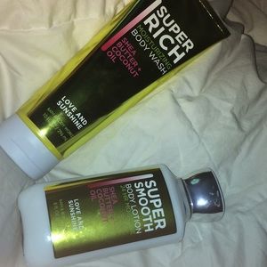 Bath and body works lotion and body wash bundle